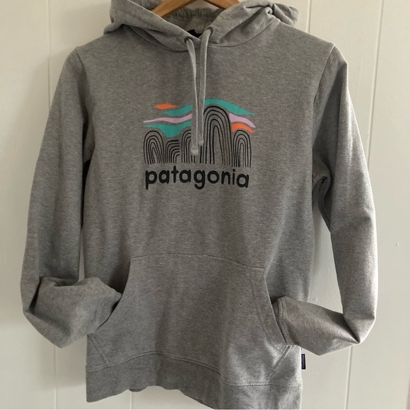 Patagonia Women’s Fitz Roy Horizons Uprisal Hoodie /Sweatshirt Size Medium  Gray - Picture 3 of 6